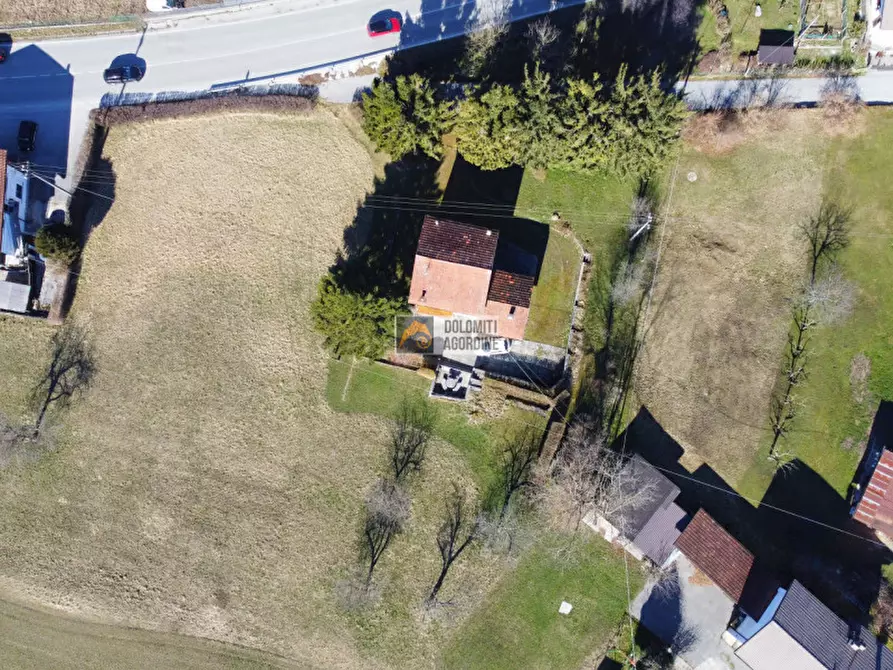 Immagine 2 di Casa indipendente in vendita  in Località Vignole a Belluno