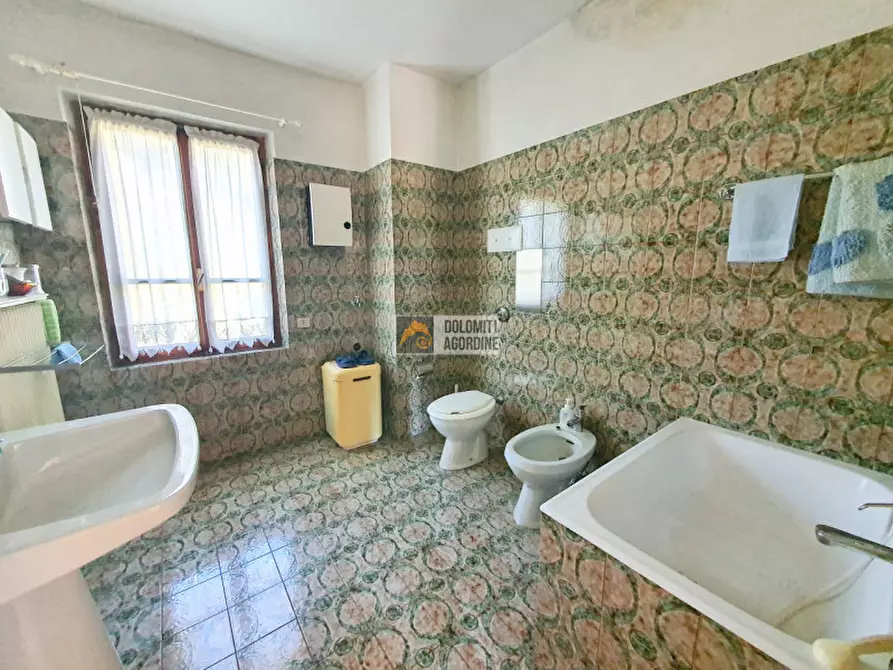 Immagine 12 di Casa indipendente in vendita  in Località Vignole a Belluno