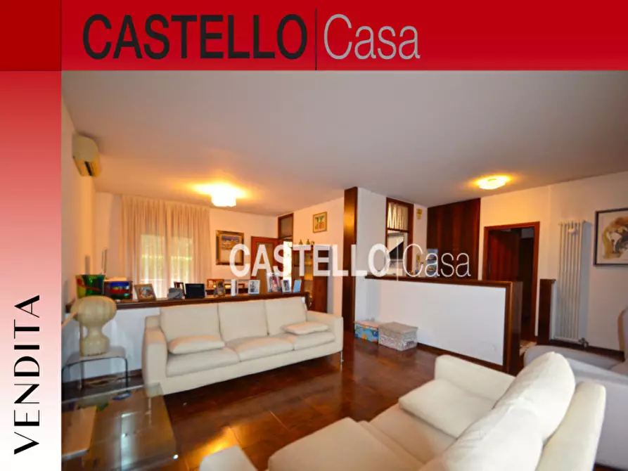 Immagine 4 di Casa bifamiliare in vendita  in viale Italia a Castelfranco Veneto