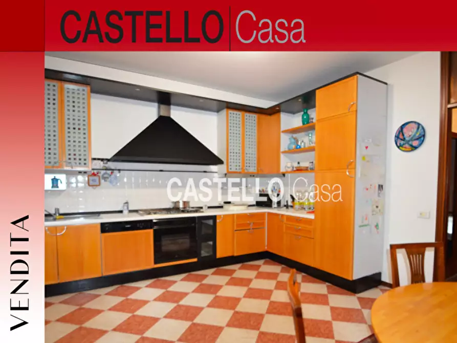 Immagine 8 di Casa bifamiliare in vendita  in viale Italia a Castelfranco Veneto