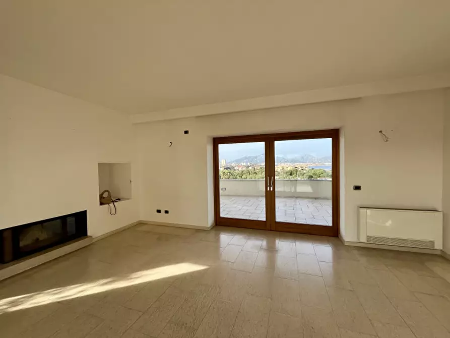 Immagine 8 di Attico in vendita  in VIA ROMA 141 a Olbia