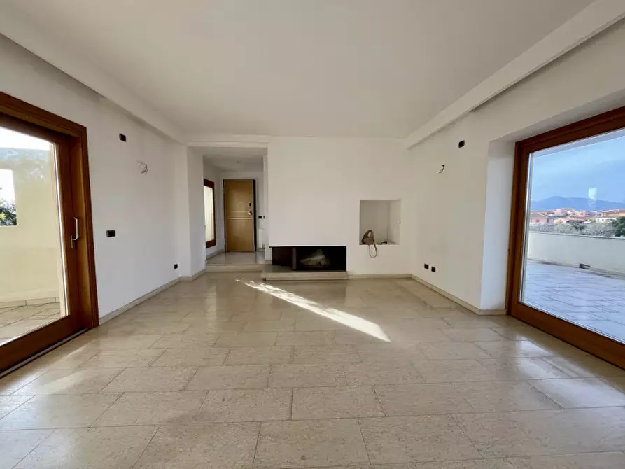 Immagine 20 di Attico in vendita  in VIA ROMA 141 a Olbia