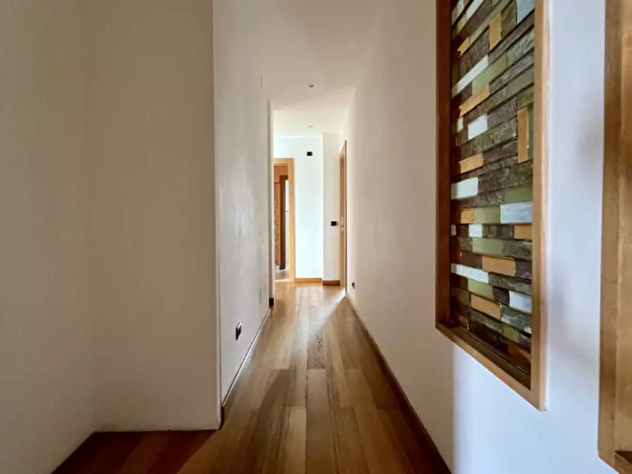 Immagine 26 di Attico in vendita  in VIA ROMA 141 a Olbia