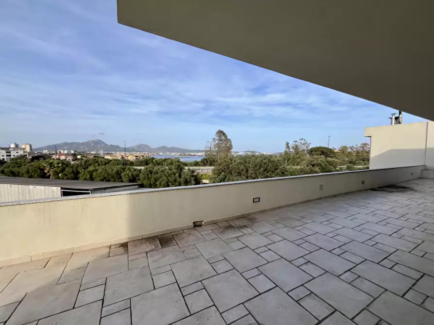 Immagine 70 di Attico in vendita  in VIA ROMA 141 a Olbia