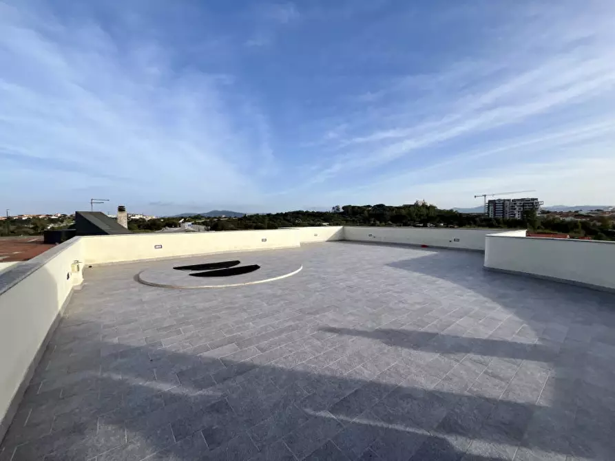 Immagine 79 di Attico in vendita  in VIA ROMA 141 a Olbia