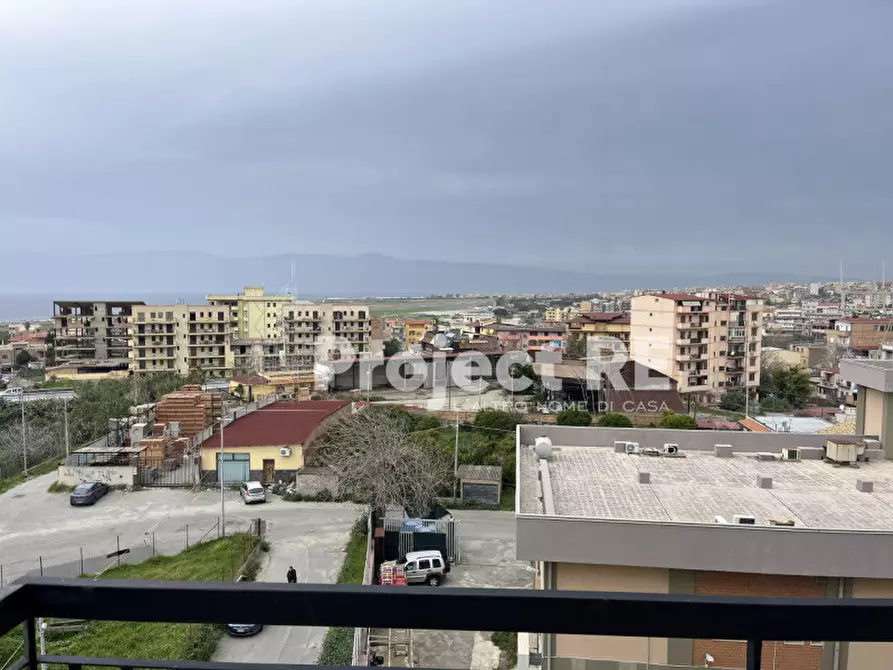 Immagine 2 di Appartamento in vendita  in Via Livari a Reggio Di Calabria