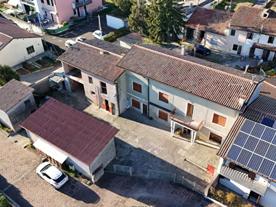 Immagine 5 di Villetta a schiera in vendita  in Via Cesana 69 a Trevignano