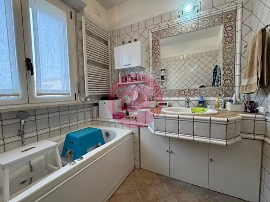 Immagine 14 di Appartamento in vendita  in Via Rughi a Santarcangelo Di Romagna