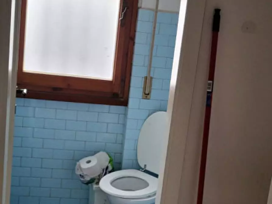 Immagine 5 di Negozio in affitto  in VIA DEL GHIRLANDAIO a Firenze