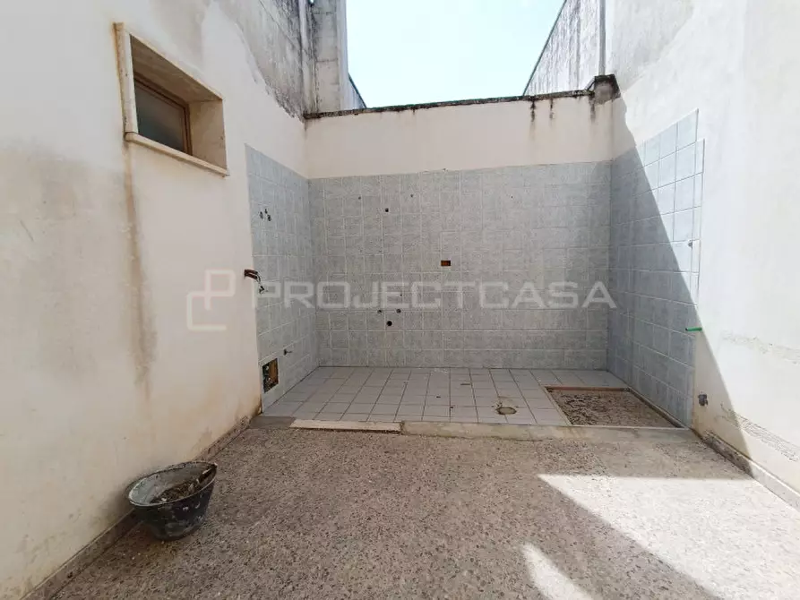 Immagine 12 di Casa indipendente in vendita  in Via Enrico De Nicola a Soleto
