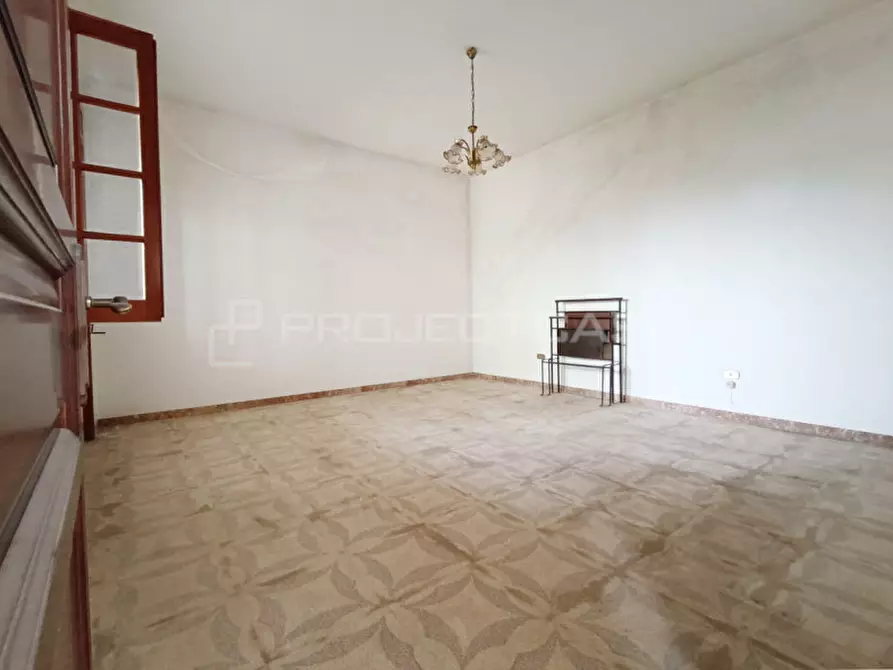 Immagine 20 di Casa indipendente in vendita  in Via Enrico De Nicola a Soleto