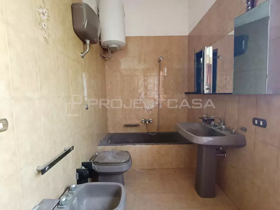 Immagine 25 di Casa indipendente in vendita  in Via Enrico De Nicola a Soleto