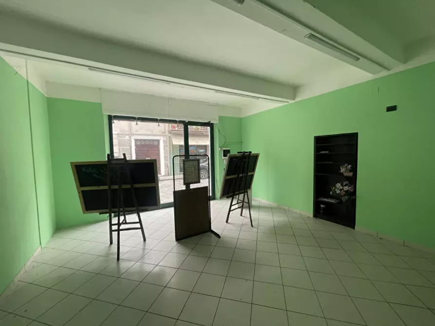 Immagine 11 di Palazzo in vendita  a Gualtieri