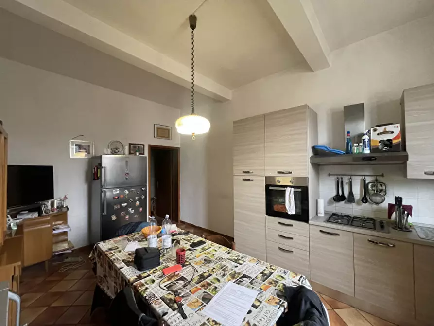 Immagine 20 di Palazzo in vendita  a Gualtieri