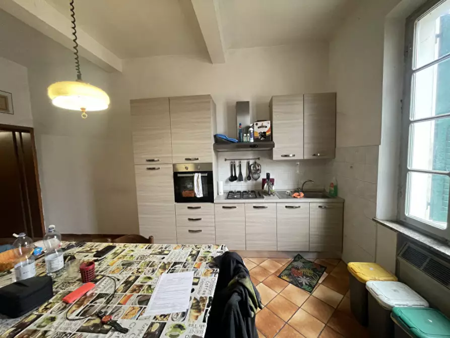 Immagine 21 di Palazzo in vendita  a Gualtieri