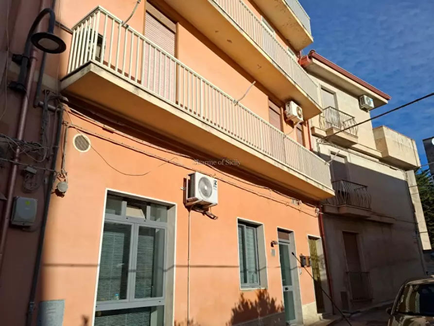 Immagine 12 di Appartamento in vendita  in Via Lombardia a Modica