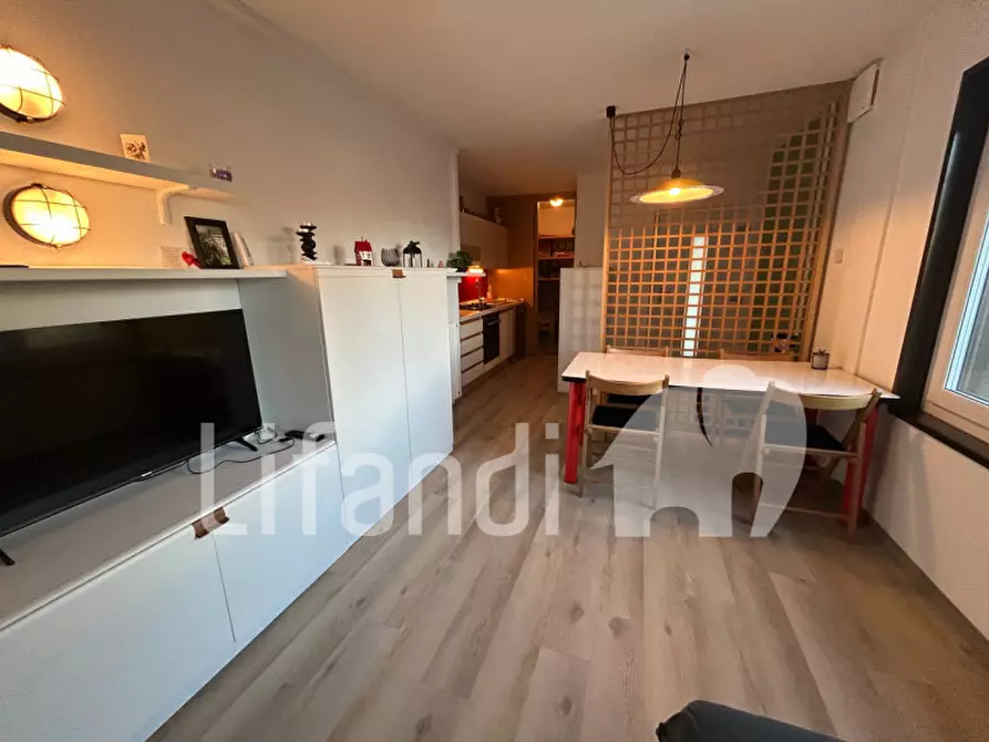 Immagine 2 di Appartamento in vendita  a Calceranica Al Lago