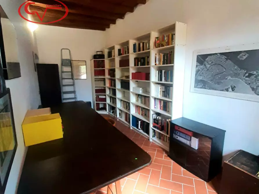 Immagine 6 di Appartamento in vendita  in Via Marzia a Montevarchi