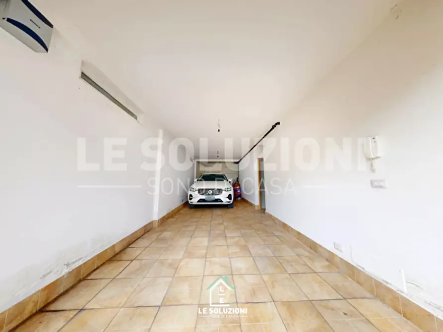 Immagine 31 di Villa in vendita  in Via Fratelli Bandiera 37/C a Putignano