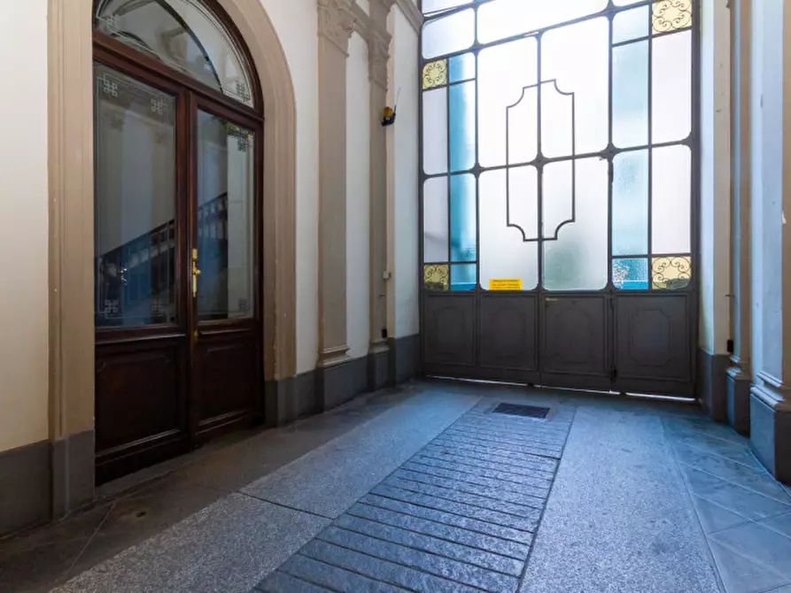 Immagine 3 di Appartamento in vendita  in Via San Francesco d'Assisi 3 a Torino