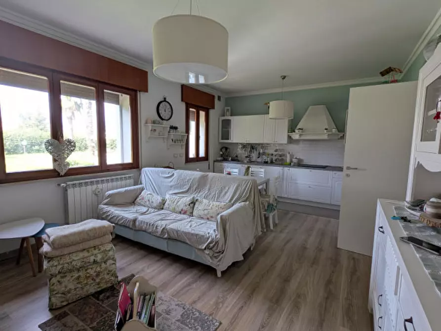 Immagine 5 di Villa in vendita  in Via della Liberazione a Godega Di Sant'urbano