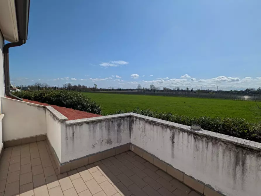 Immagine 30 di Villa in vendita  in Via della Liberazione a Godega Di Sant'urbano