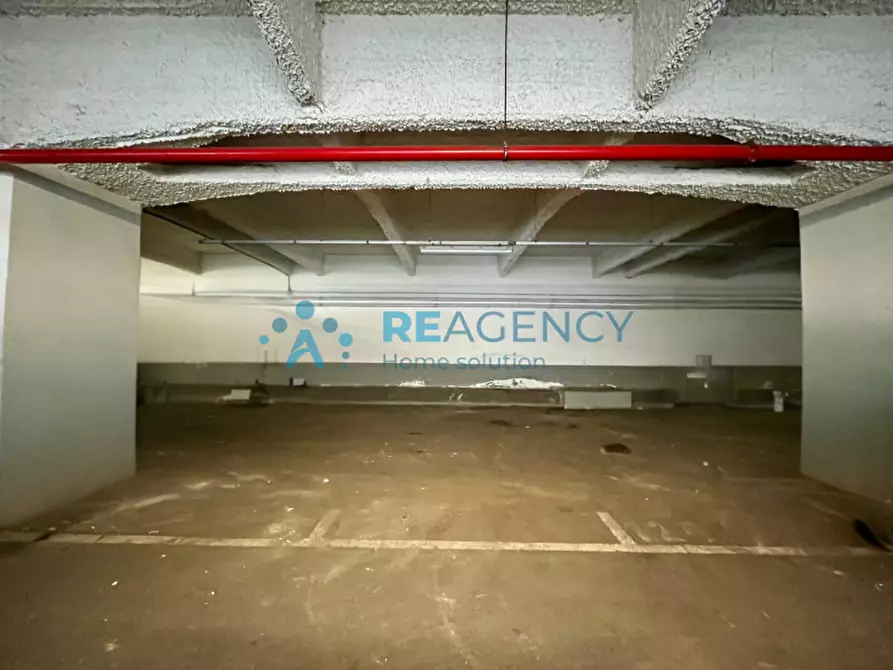 Immagine 4 di Posto auto in vendita  in Via Francesco Dassori a Genova