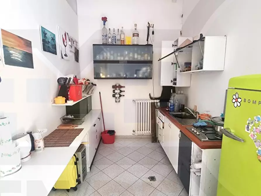 Immagine 11 di Negozio in affitto  in Via Gallo Marcucci a Faenza