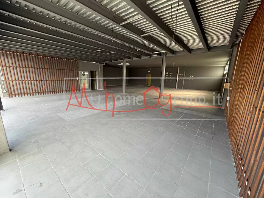 Immagine 2 di Capannone industriale in vendita  in Via Vigonovese a Padova