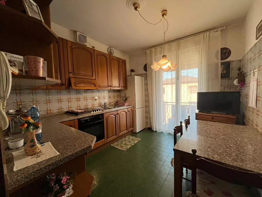 Immagine 5 di Appartamento in vendita  in via Giuseppe Giacosa a Padova