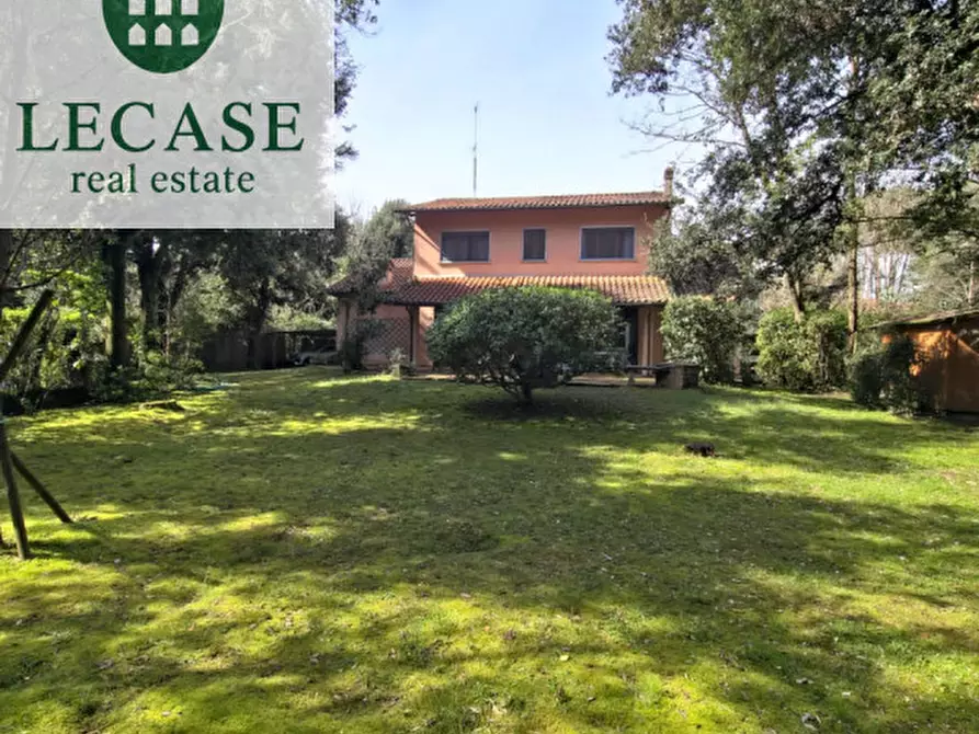 Immagine 2 di Villa in affitto  in Via Simone Martini a Forte Dei Marmi