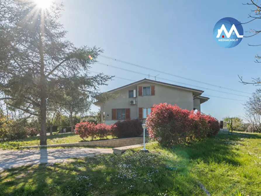 Immagine 22 di Villa in vendita  in Strada della Querciabella a Pesaro