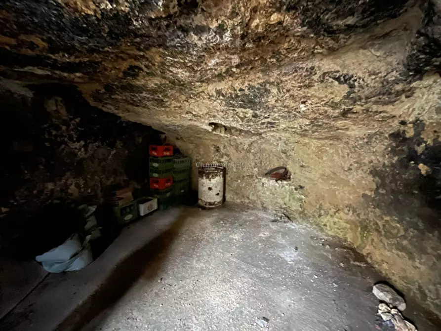 Immagine 2 di Cantina in vendita  a Modica