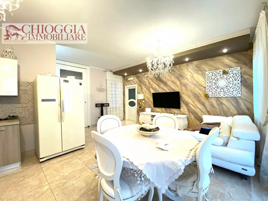 Immagine 4 di Appartamento in vendita  in Via Madonna Marina a Chioggia