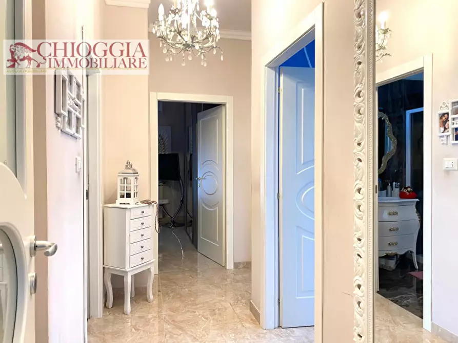 Immagine 6 di Appartamento in vendita  in Via Madonna Marina a Chioggia