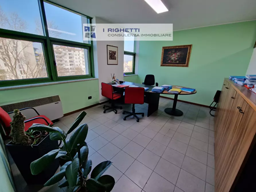 Immagine 2 di Ufficio in vendita  in Via Gracco Spaziani a Verona
