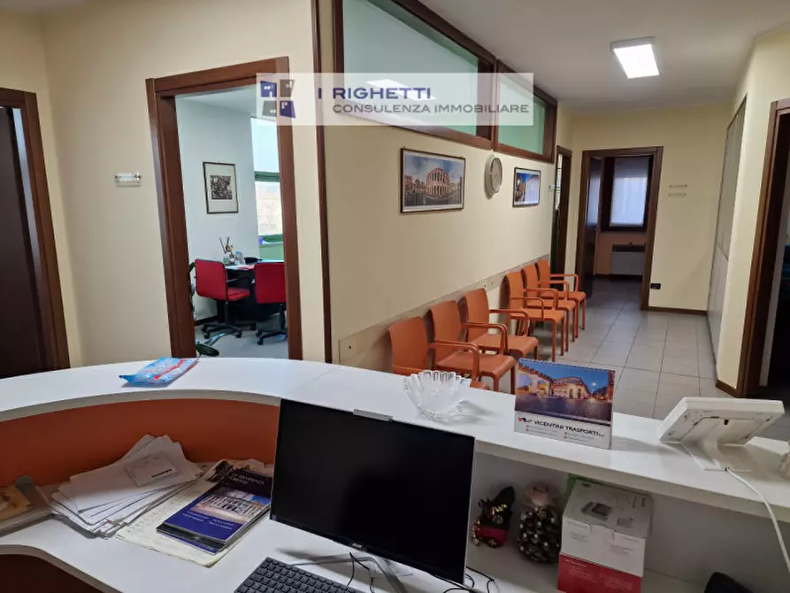 Immagine 6 di Ufficio in vendita  in Via Gracco Spaziani a Verona
