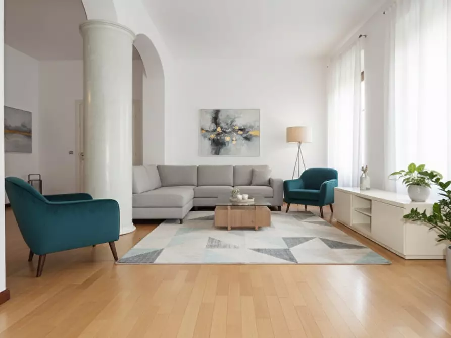 Immagine 1 di Appartamento in vendita  in Via Eugenio Ravà, 18 a Parma