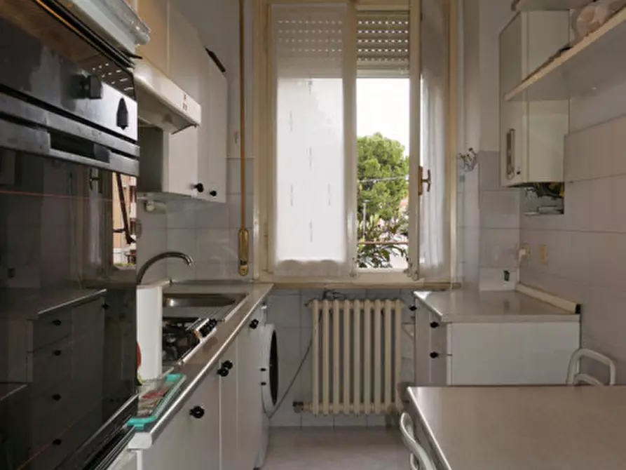 Immagine 3 di Appartamento in vendita  in Via Eugenio Ravà, 18 a Parma