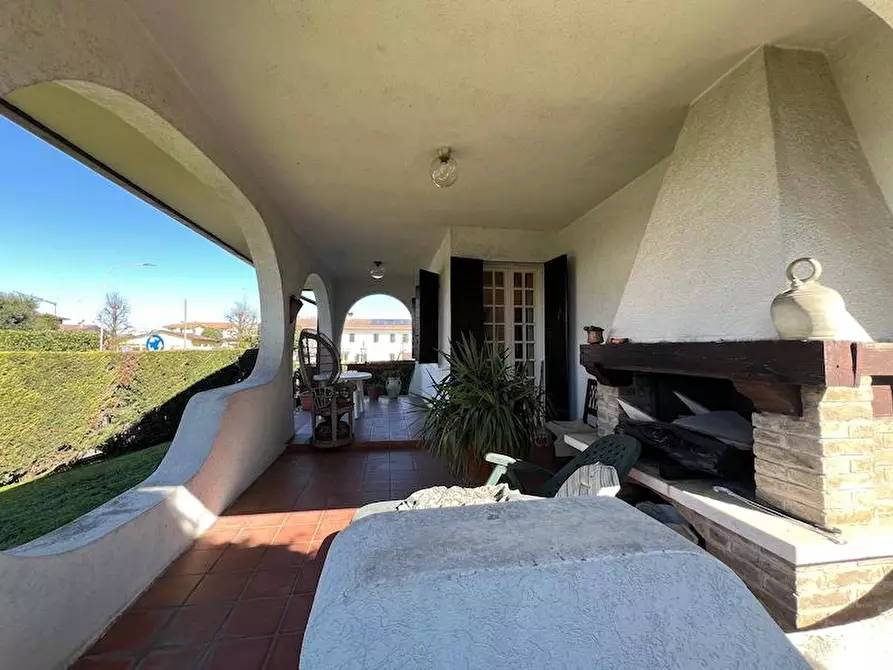 Immagine 5 di Casa indipendente in vendita  a Stra