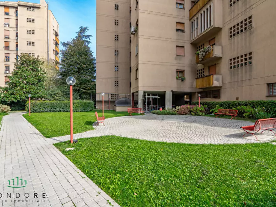 Immagine 3 di Appartamento in vendita  in Via Marzabotto a Bologna