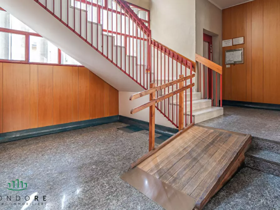 Immagine 11 di Appartamento in vendita  in Via Marzabotto a Bologna