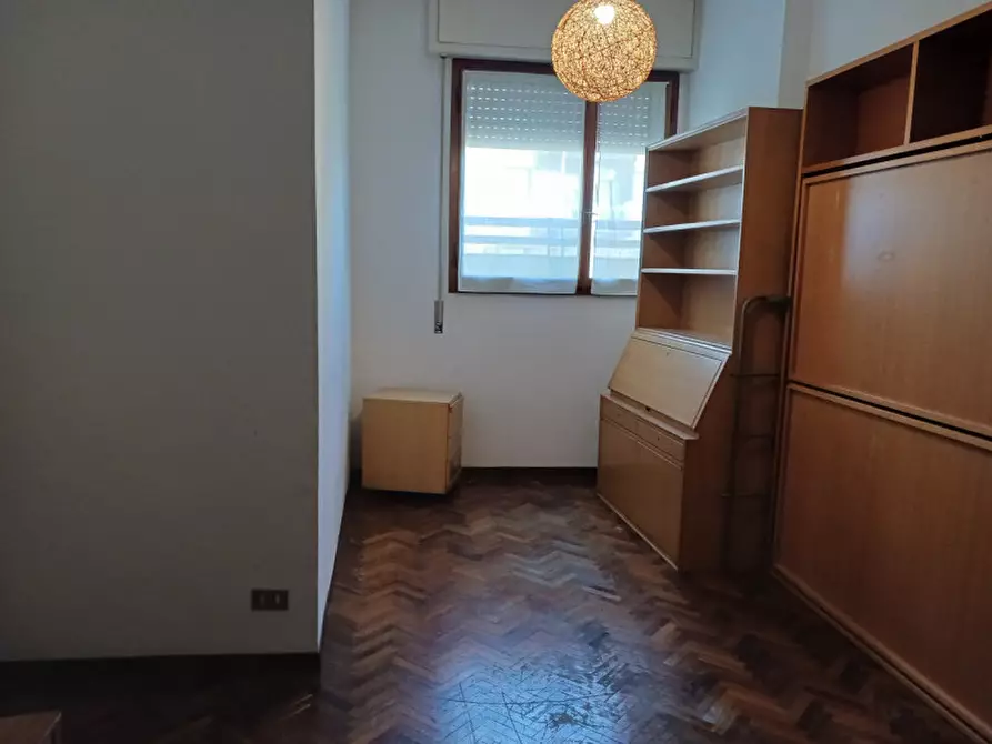 Immagine 47 di Appartamento in vendita  in Via Marzabotto a Bologna