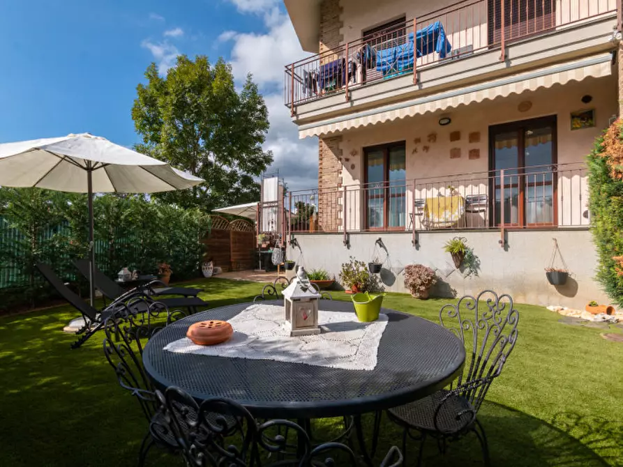 Immagine 1 di Appartamento in vendita  in VIA ISONZO 27 a Leini