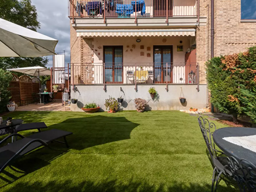 Immagine 10 di Appartamento in vendita  in VIA ISONZO 27 a Leini