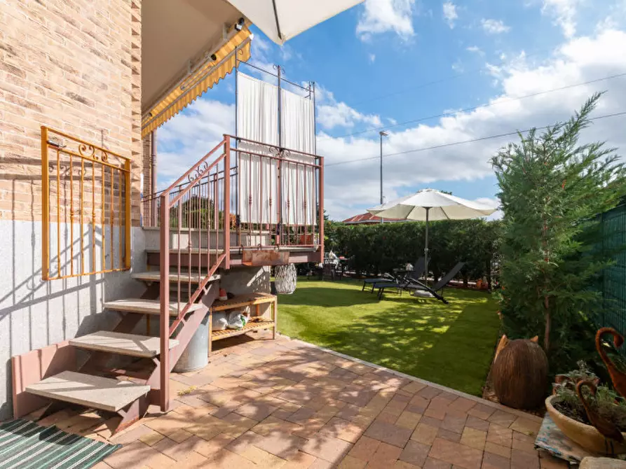 Immagine 21 di Appartamento in vendita  in VIA ISONZO 27 a Leini