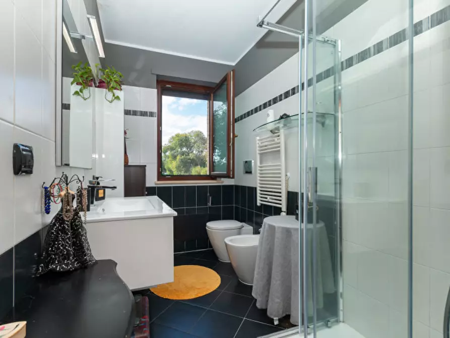 Immagine 39 di Appartamento in vendita  in VIA ISONZO 27 a Leini