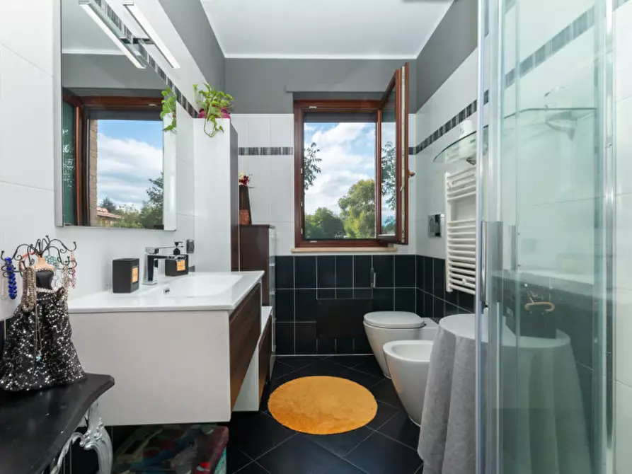 Immagine 40 di Appartamento in vendita  in VIA ISONZO 27 a Leini