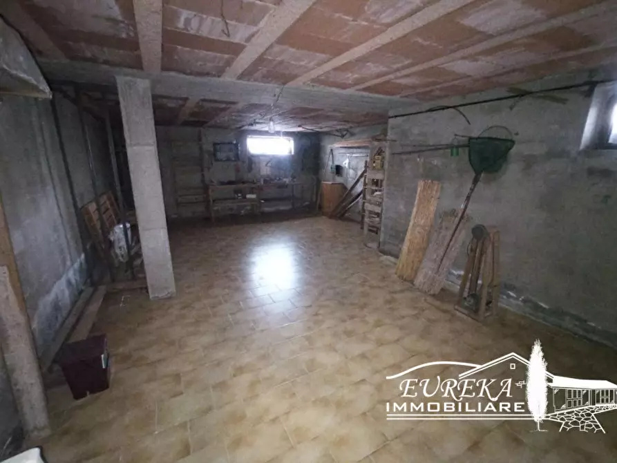 Immagine 32 di Appartamento in vendita  in via roma 152 a Castiglione Del Lago