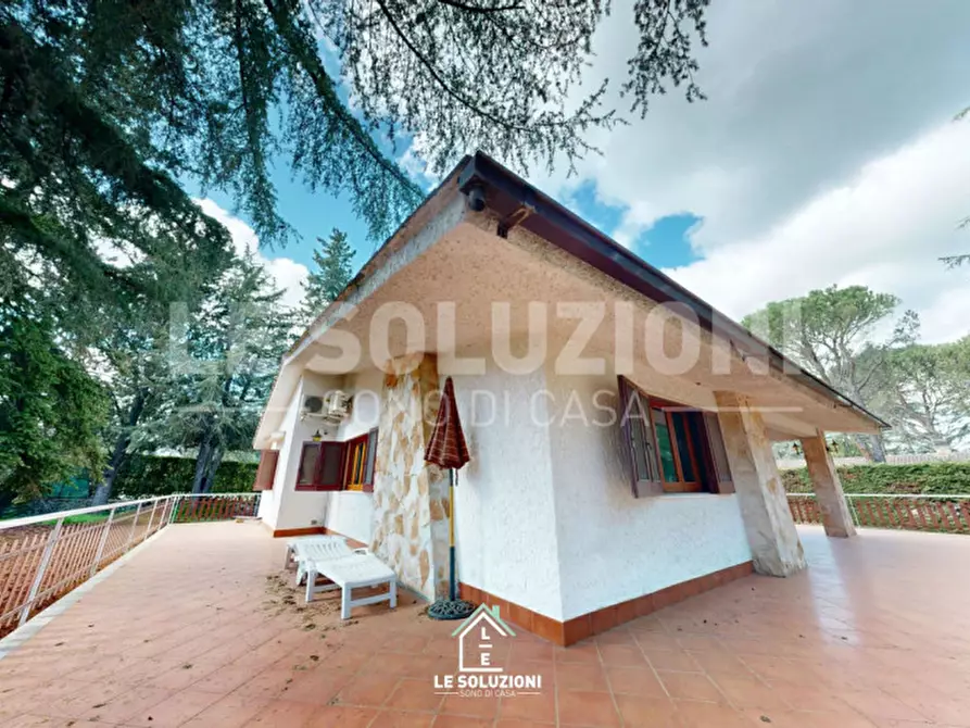 Immagine 28 di Villa in vendita  in viale delle pentimelle 14/A a Putignano